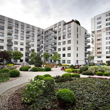 Airport Okecie Klobucka P&O Serviced Apartments Varsovie Extérieur photo