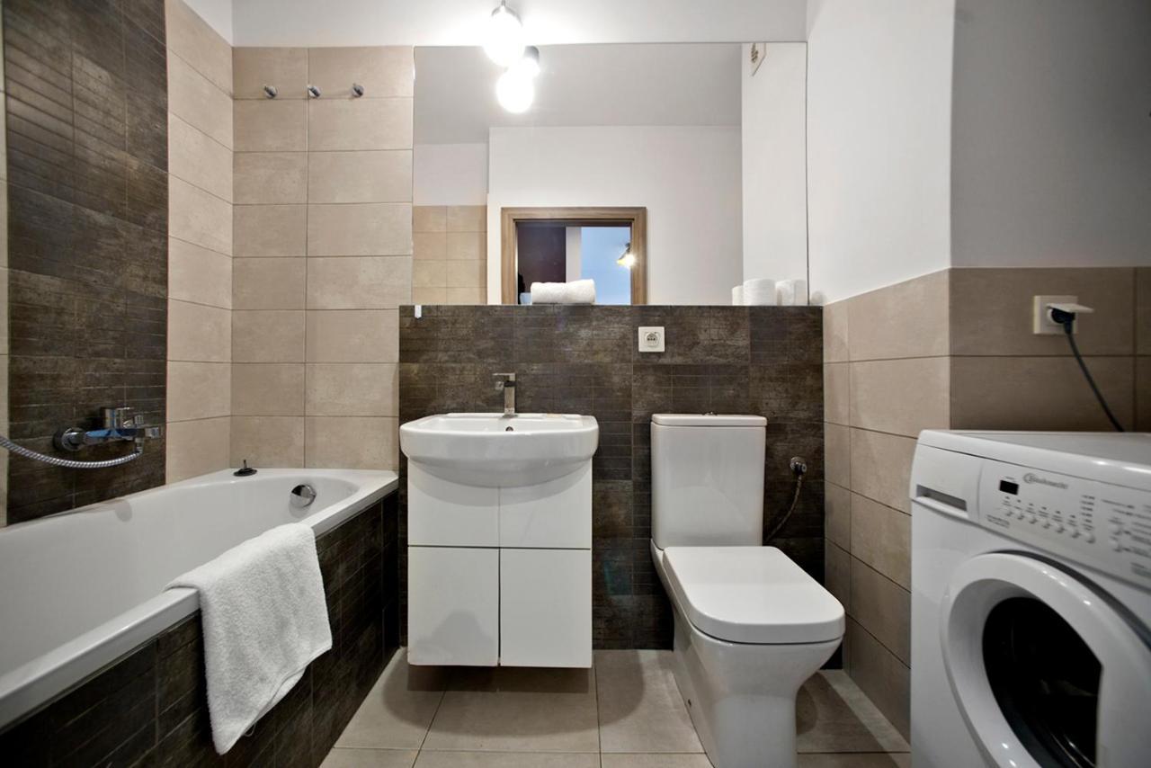 Airport Okecie Klobucka P&O Serviced Apartments Varsovie Extérieur photo